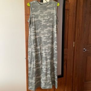 Universal Thread Midi Dress